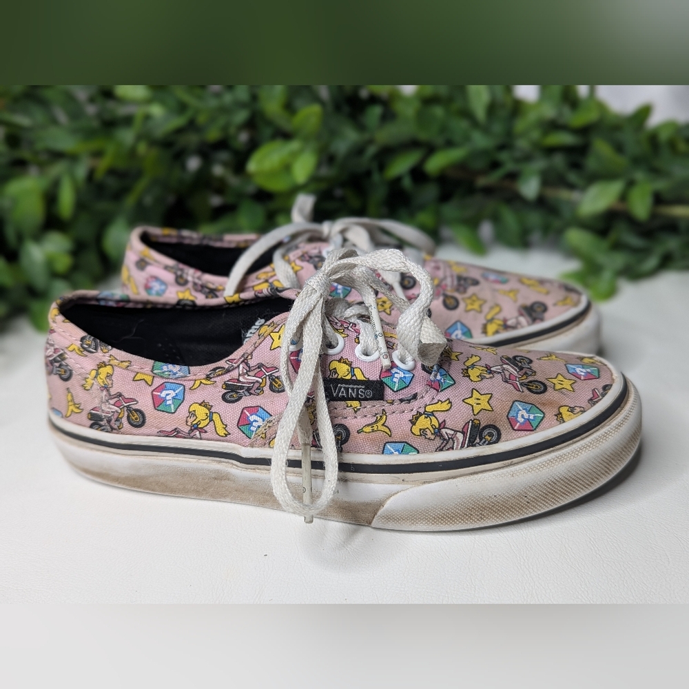 Vans X Nintendo Princess Peach Mario Kart Game over Sneakers Youth Size 2